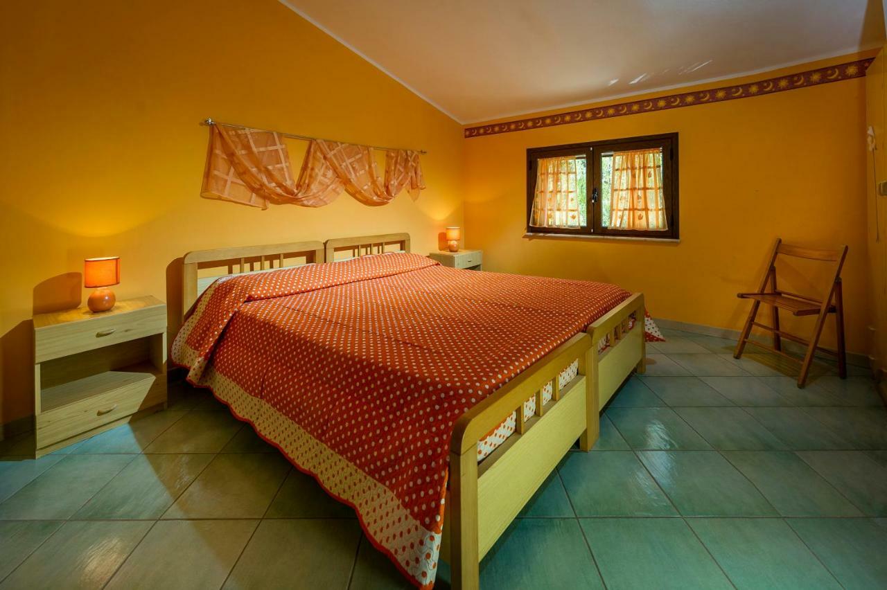 Villa Oasi Del Relax กัสเตลลัมมาเร เดล โกลโฟ ภายนอก รูปภาพ