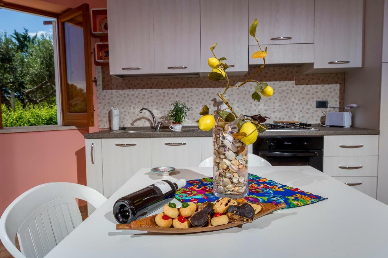 Villa Oasi Del Relax กัสเตลลัมมาเร เดล โกลโฟ ภายนอก รูปภาพ