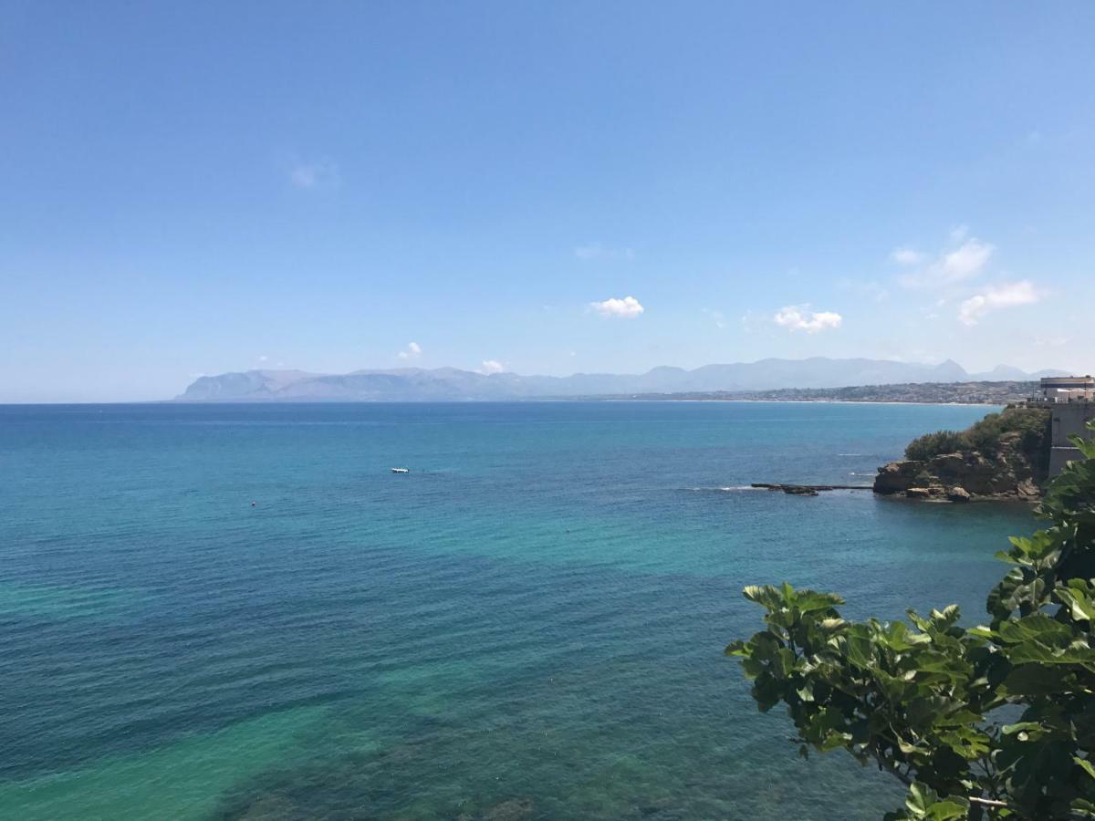 Villa Oasi Del Relax กัสเตลลัมมาเร เดล โกลโฟ ภายนอก รูปภาพ